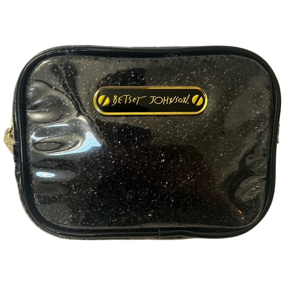 Betsey Johnson Glossy Black Makeup Pouch Bag Zipper Pull Logo Heart Gold Tone